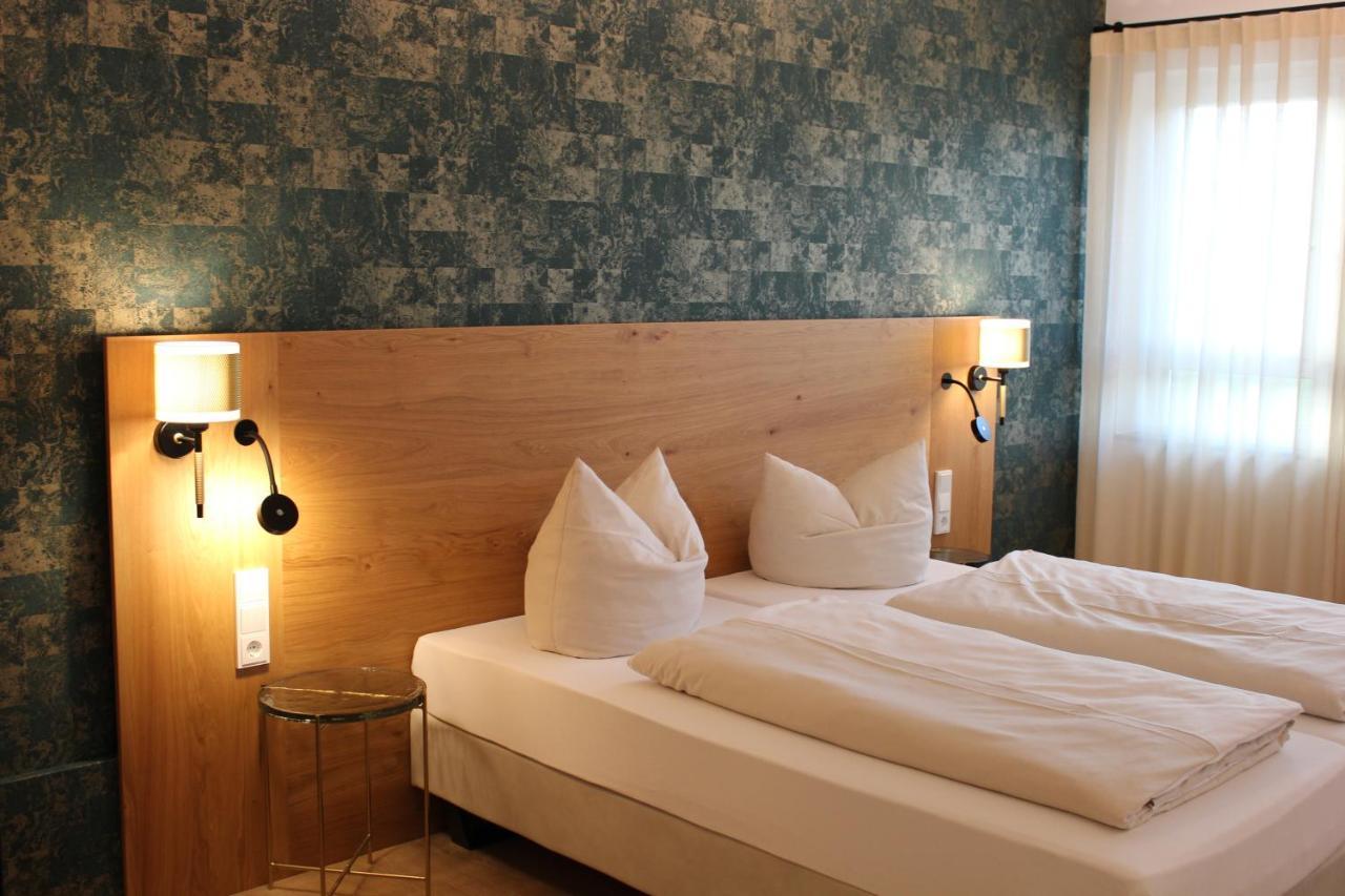 Hotel Poellners 20 Min Von Muenchen Hbf Petershausen Екстер'єр фото